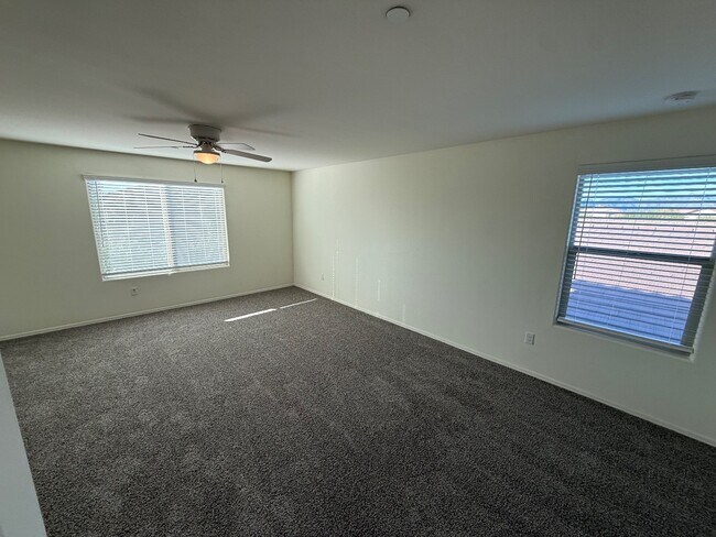 Building Photo - 7295 S Via Tierra Mesa