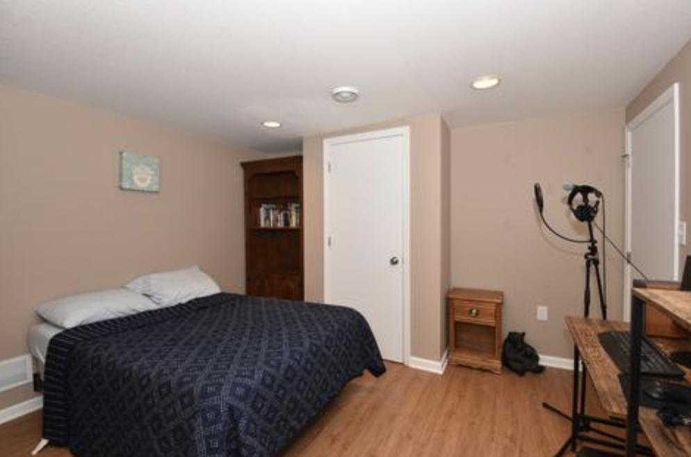 Building Photo - 6753 Hilldale Ct