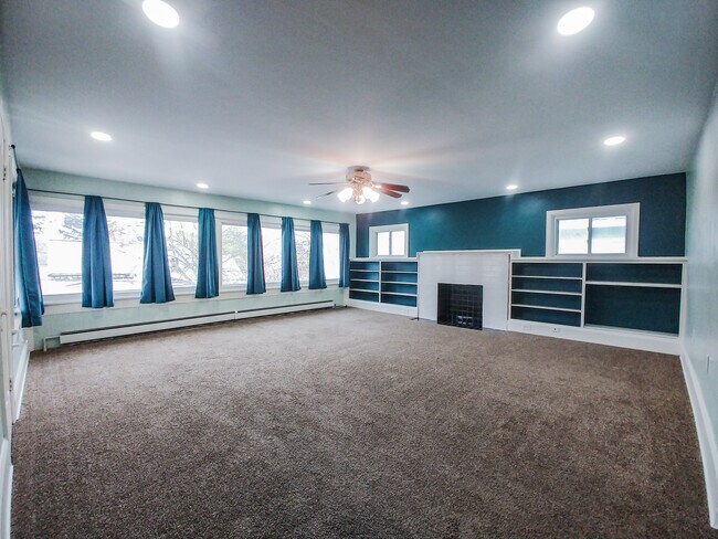 Building Photo - 2529 Reed St