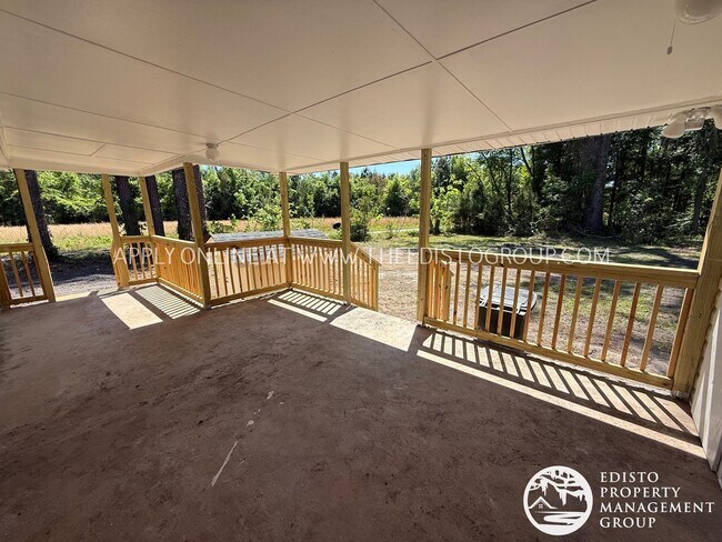 Building Photo - Charming Country Living – Newly Updated 3BR Home with Spacious Yard in Cope!