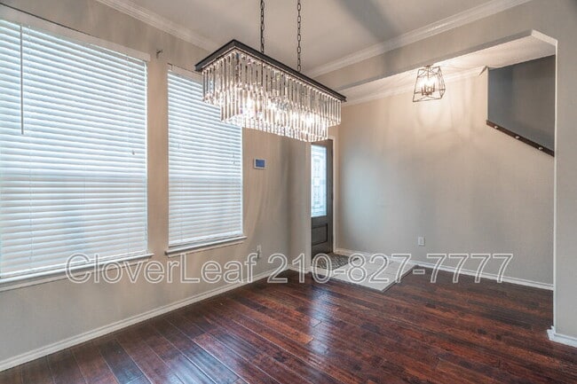 Building Photo - 2208 Sunderidge