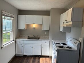 Building Photo - 2238 Howey Rd