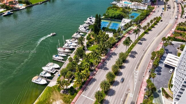 Building Photo - 5401 Collins Ave