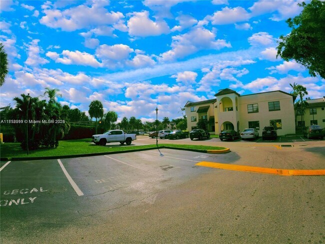Building Photo - 8540 SW 149th Ave