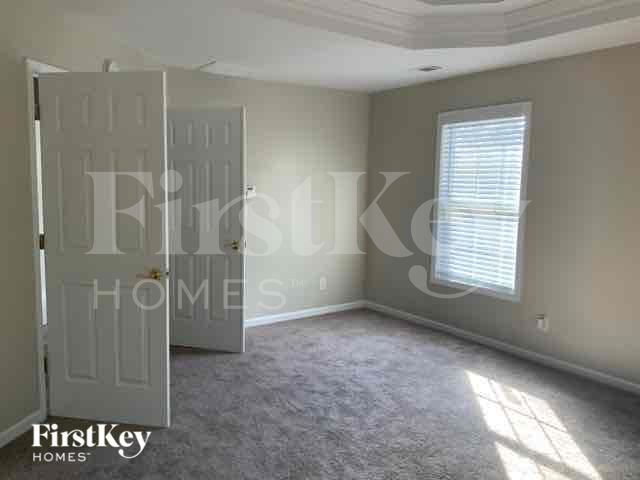 Building Photo - 2304 Blackburn Pass