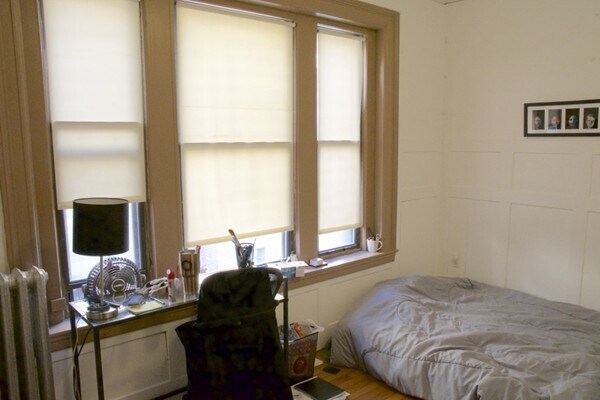 Building Photo - 447 Park Dr