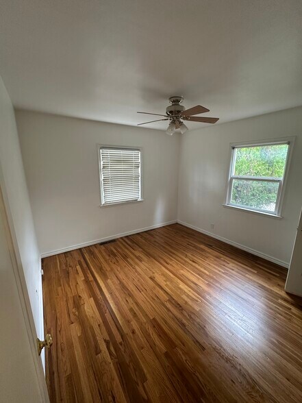 Building Photo - 920 Vine St