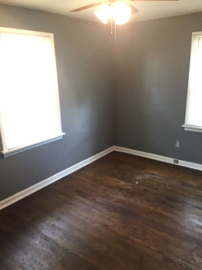 Building Photo - Beautifully Updated 3 Bedroom House! Comin...