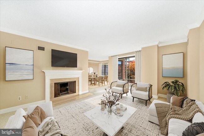 Building Photo - 1080 Wisconsin Ave NW