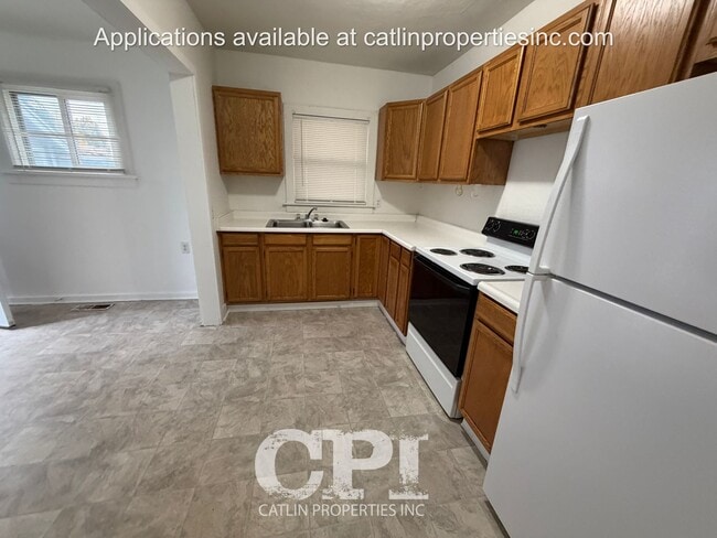 Building Photo - 431 18th Ave