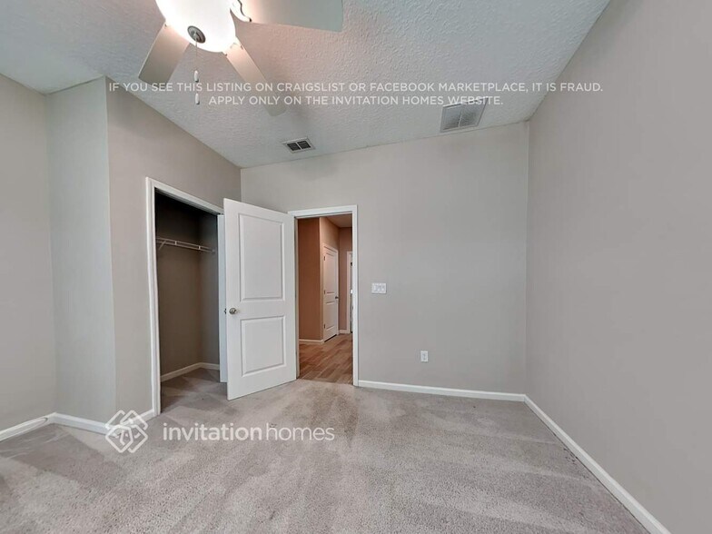 Building Photo - 9926 Lemon Grass Ln