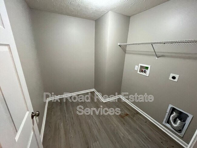 Building Photo - 505 Herbert Ave