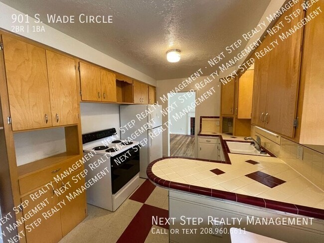 Building Photo - 901 Wade Cir