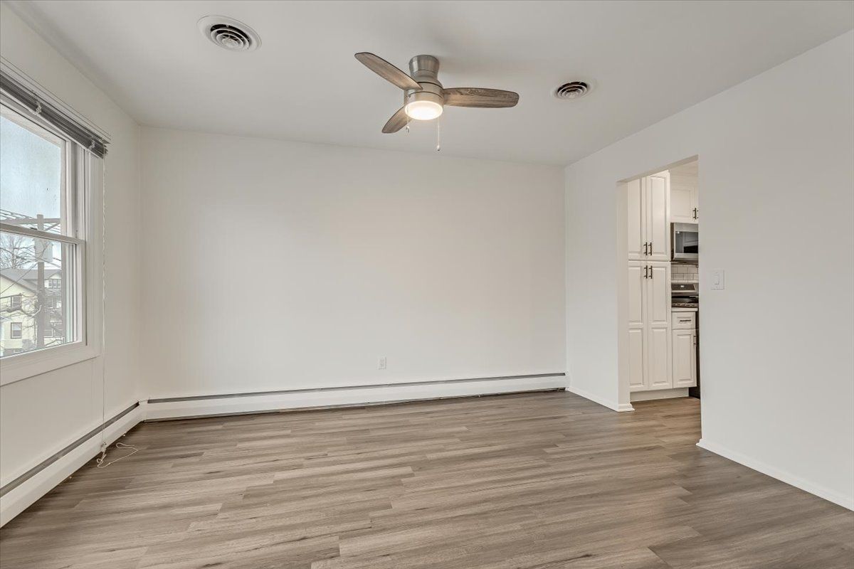 Building Photo - 35 Field Rd