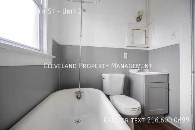 Building Photo - 2257 E 80th St