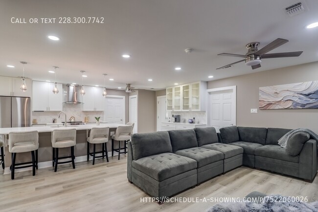 Building Photo - 508 Tasha Dr