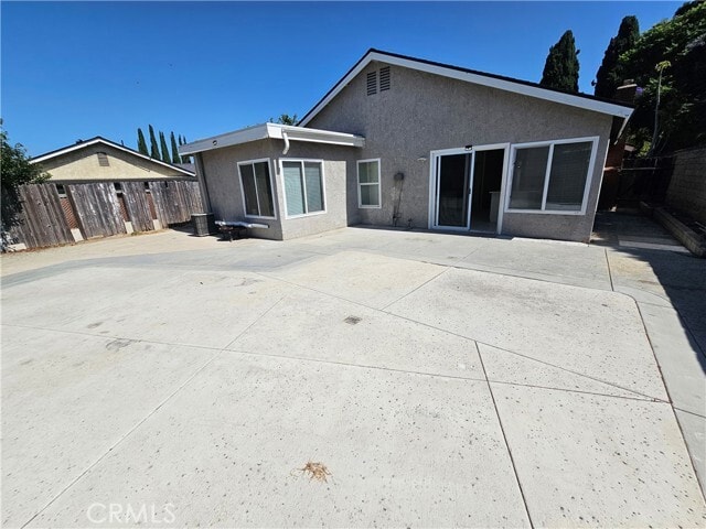 Building Photo - 4552 Cheviot Dr