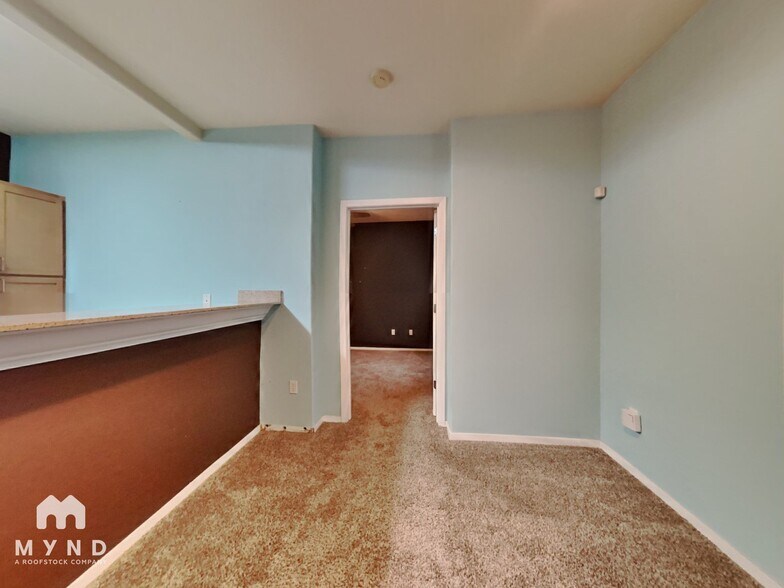 Building Photo - 4200 E Commerce Way