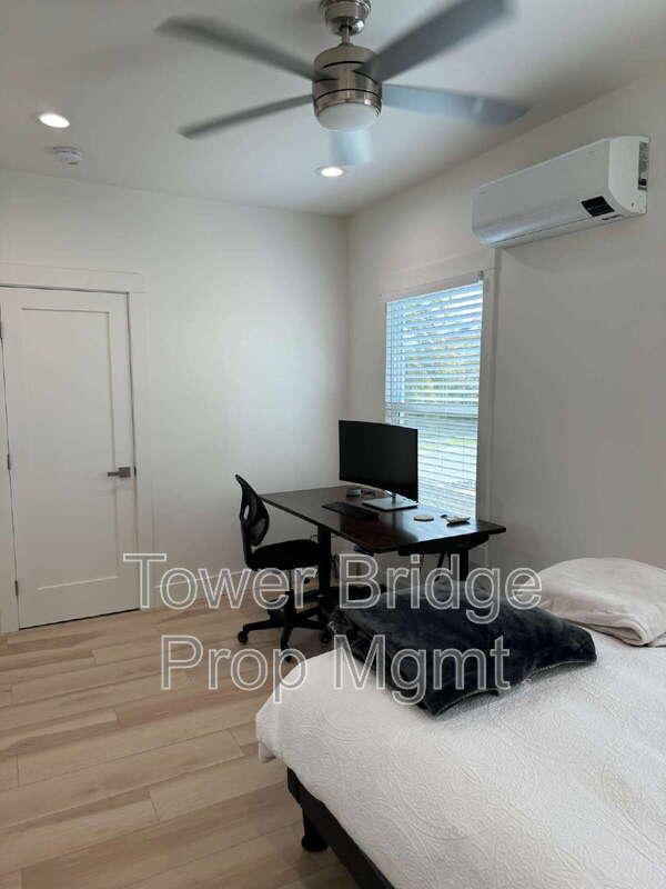 Building Photo - 3897 7th Ave