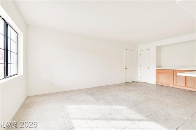 Building Photo - 4131 Gannet Cir