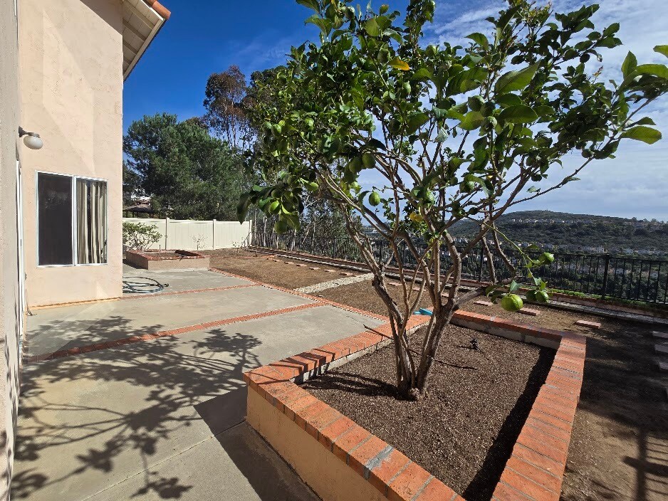 Building Photo - 12445 Salmon River Rd