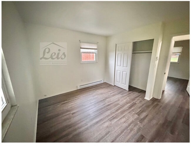 Building Photo - 1449 Skylark Dr