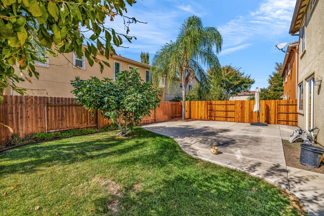 Building Photo - 9 Dulcibbella Pl