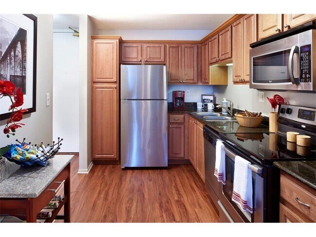 Primary Photo - 111 S Marquette Ave
