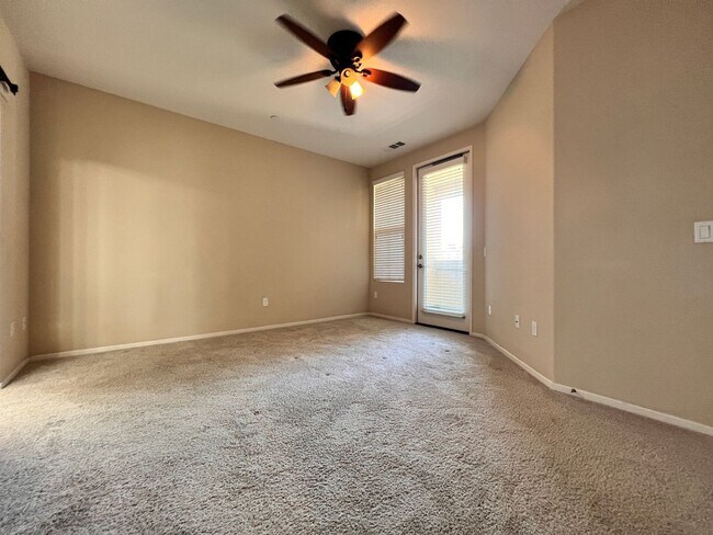 Building Photo - Sorrento Valley Second Story Corner Unit 3...