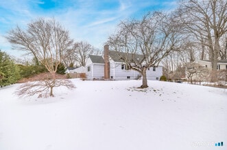 Building Photo - 63 Alpine St