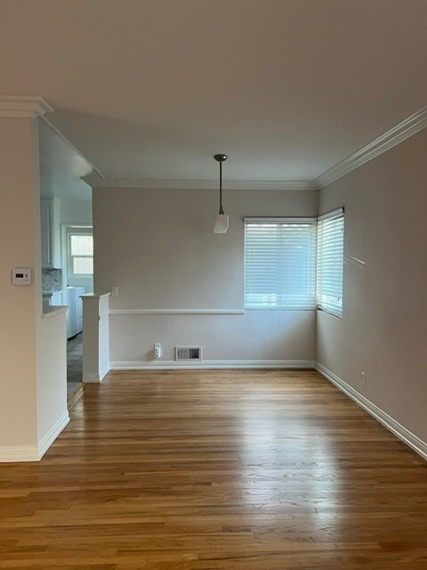 Building Photo - 4164 Madison Ave