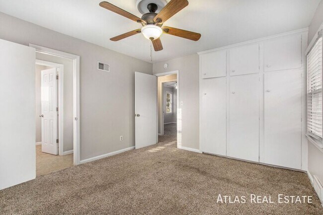 Building Photo - 8036 Reinhardt Ln