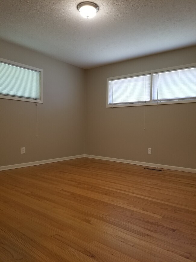 Building Photo - 1836 Todd Rd