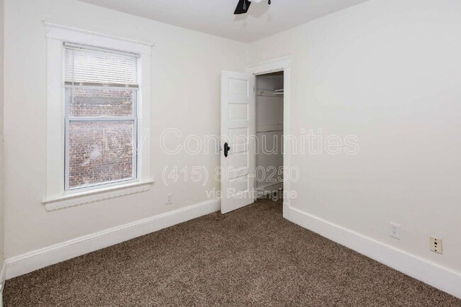 Building Photo - 3971 E 71st St