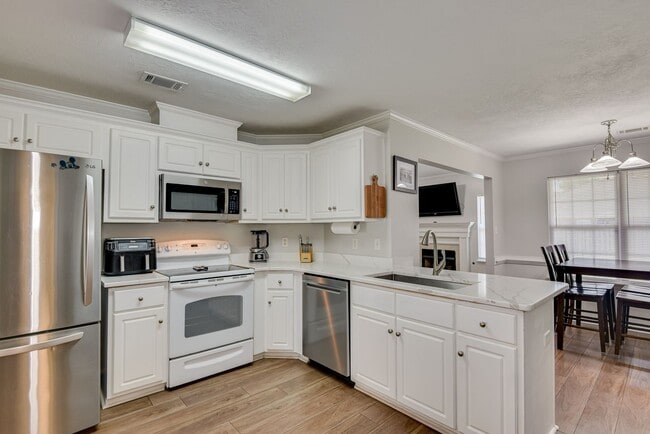 Building Photo - 660 Butler Springs Cir