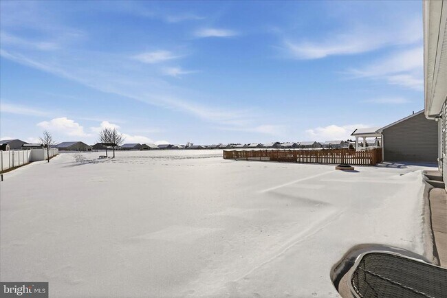 Building Photo - 313 Switchgrass Ct