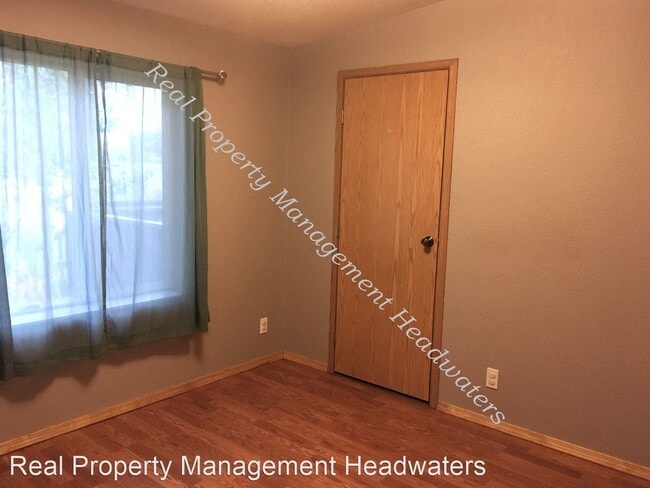 Building Photo - 4 br, 2 bath House - 3390 CB Loop