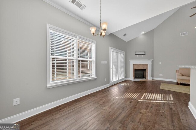 Building Photo - 180 Hunters Chase Ct