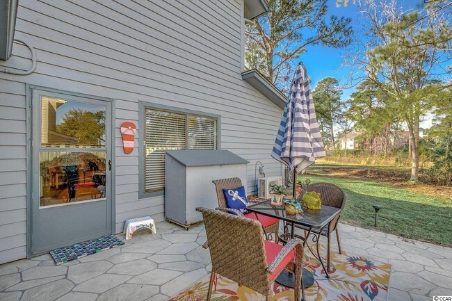Building Photo - 775 Plantation Dr