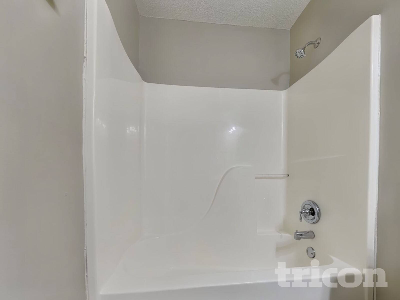 Building Photo - 404 Wolf Creek Ct