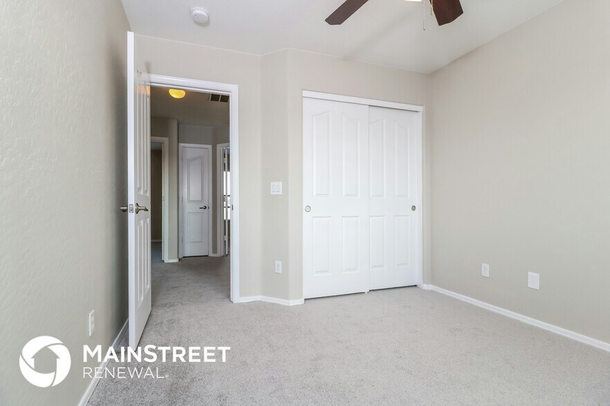 Building Photo - 12814 W Pershing St