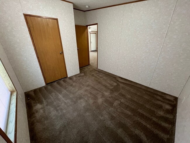 Building Photo - 3 Bedroom 2 Bath Modular Home with Many Amenities & Storage Shed