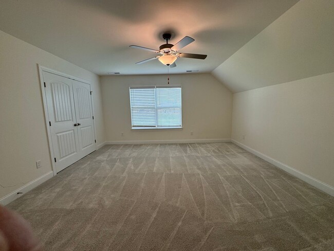 Building Photo - 5 Bedroom Home in Franklinton