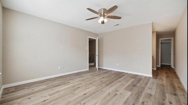 Building Photo - 4030 Belle Park Dr