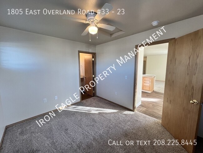 Building Photo - 1805 E Overland Rd