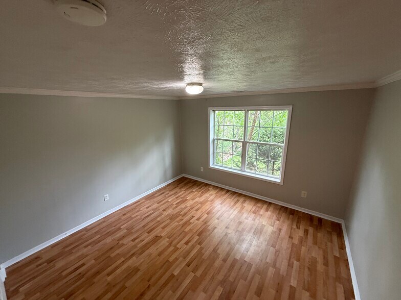 Bedroom 2 - 5 Sterling Roberts Way