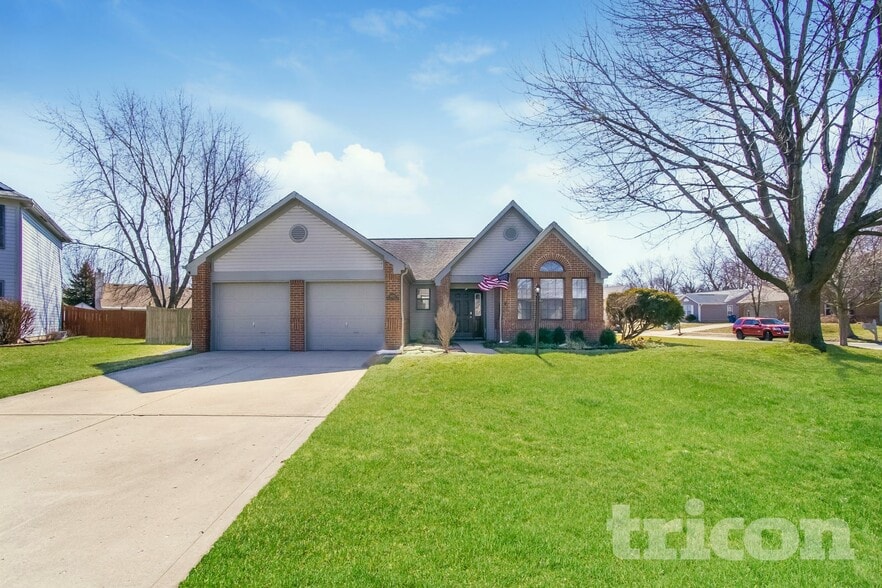 Primary Photo - 6621 Pamona Cir