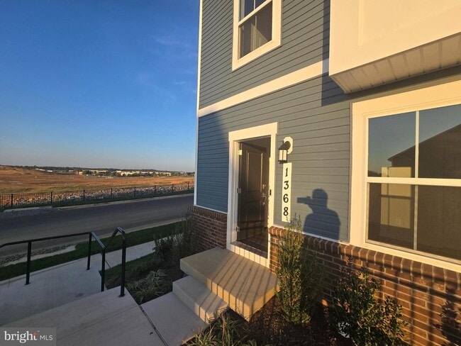 Building Photo - 1368 Red Clover Ln