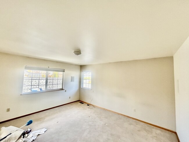 Building Photo - 4114 Northridge Way