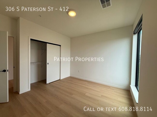 Building Photo - 306 S Paterson St